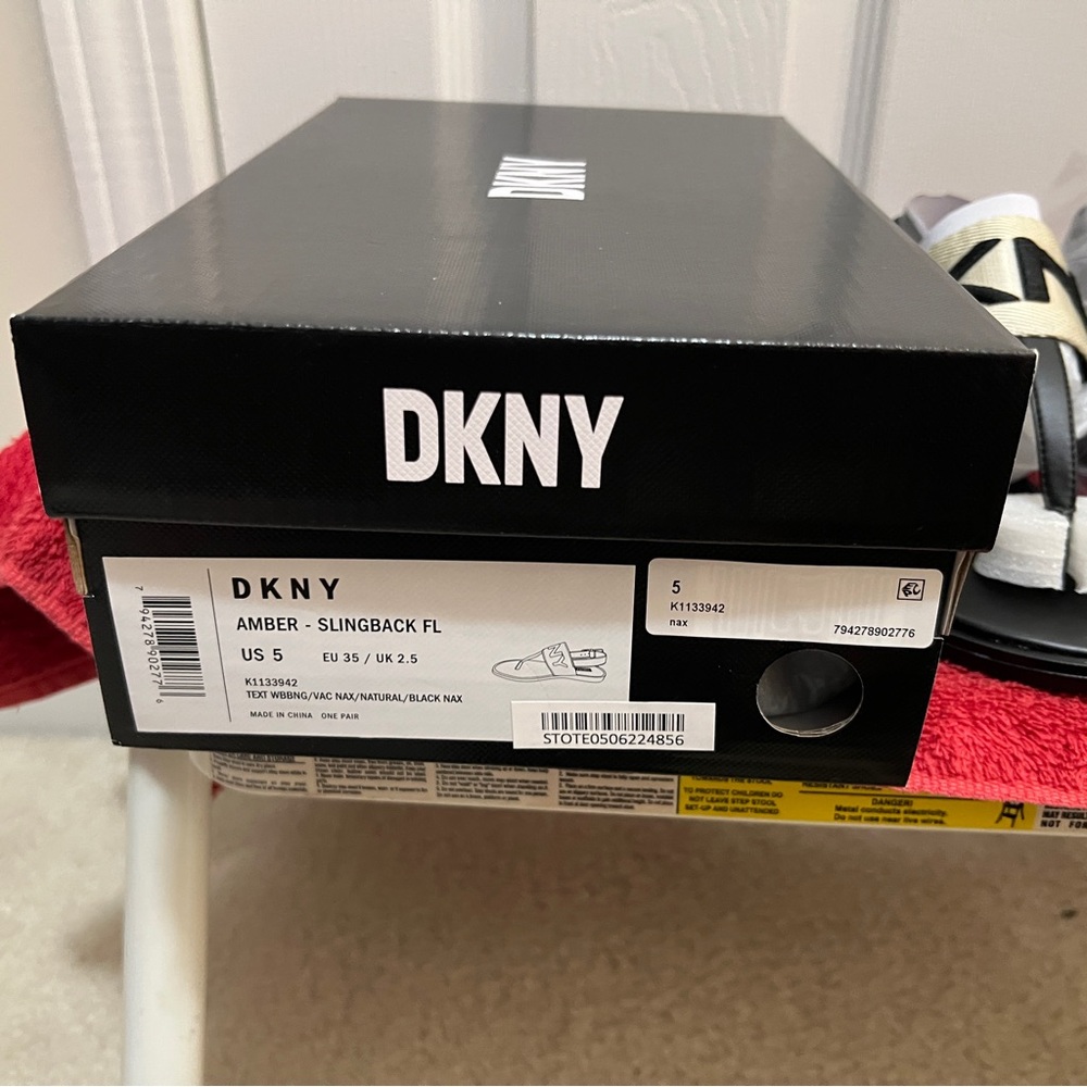 DKNY Amber Slingback Flats in Black and Natural Woven